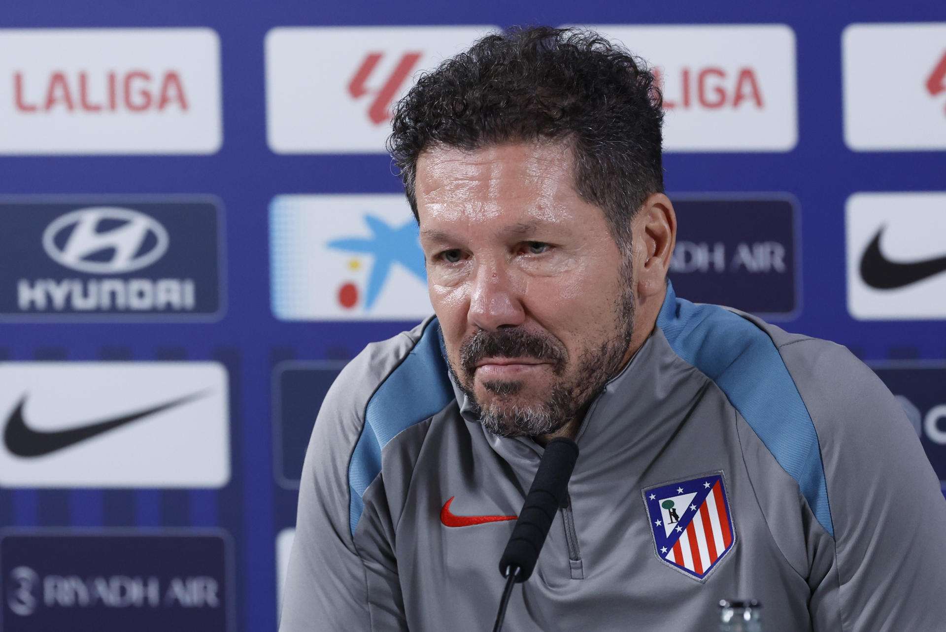 Simeone, sobre las posibles expulsiones de Endrick y Vinicius: "Ya lo dijiste vos todo"