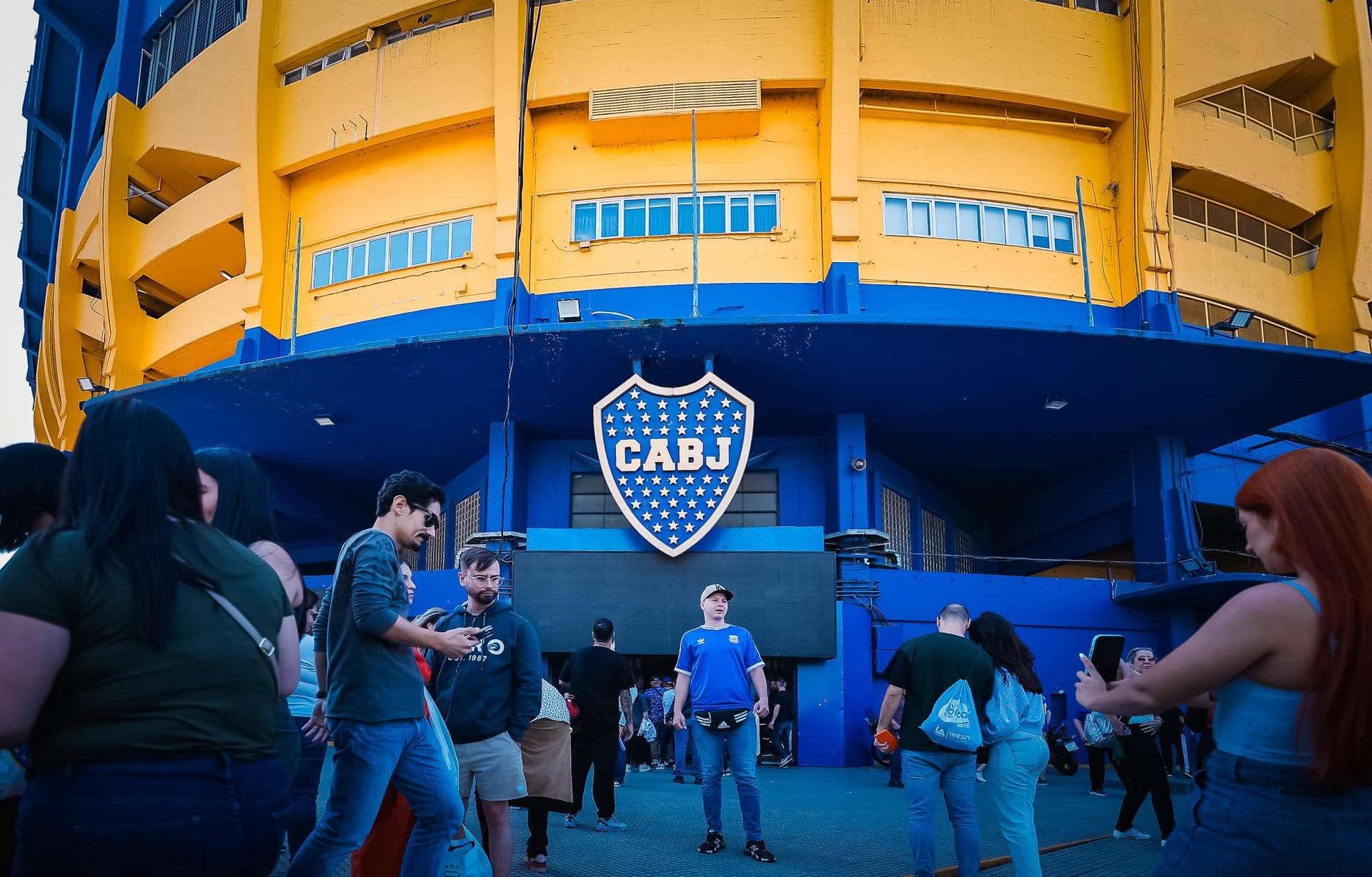 El superclásico hierve en la Bombonera con la vuelta esperanzadora de Gallardo y la mala hora de Martínez