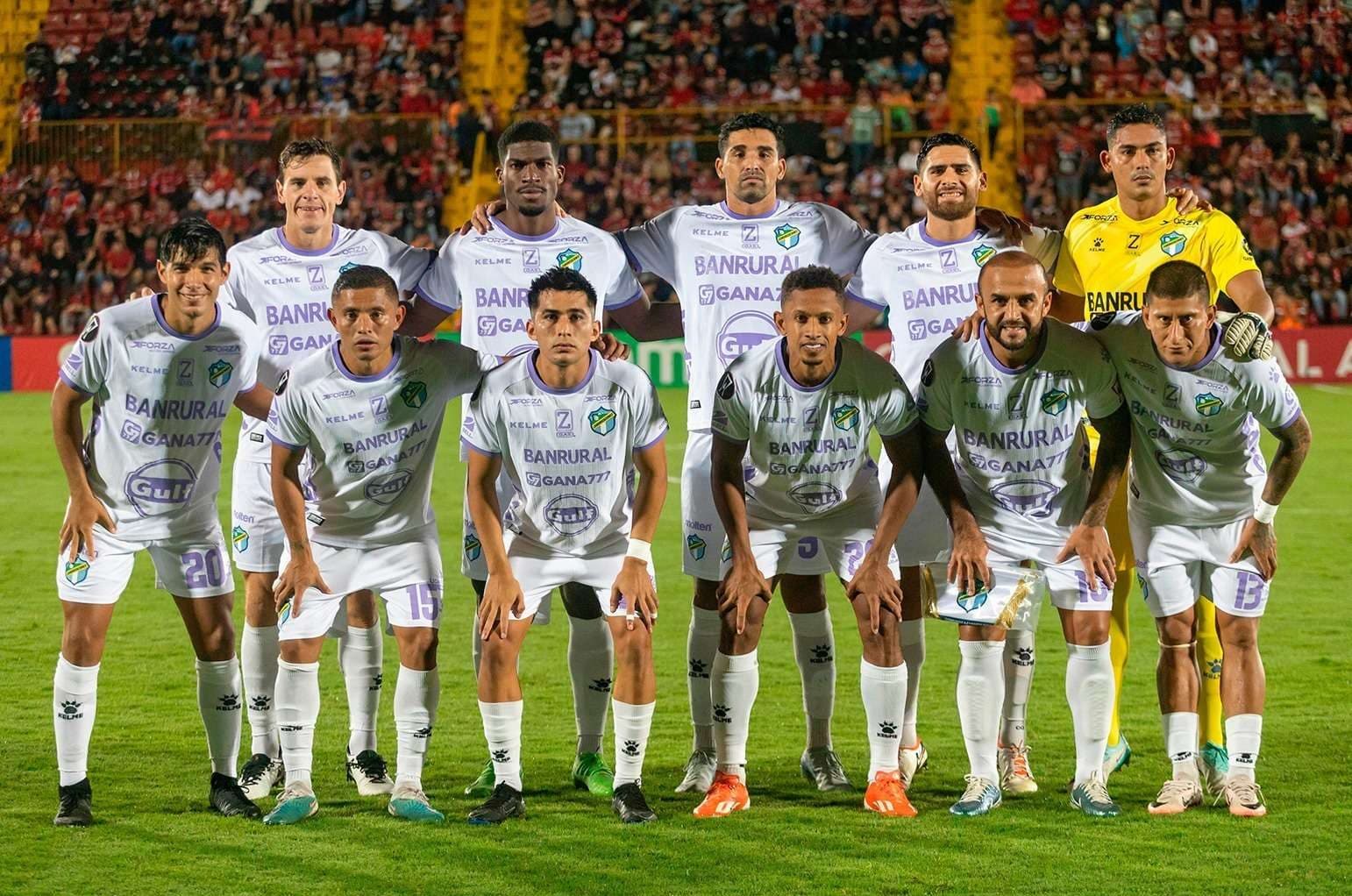 Comunicaciones pide a Concacaf vetar a afición de Alajuelense en próximo partido