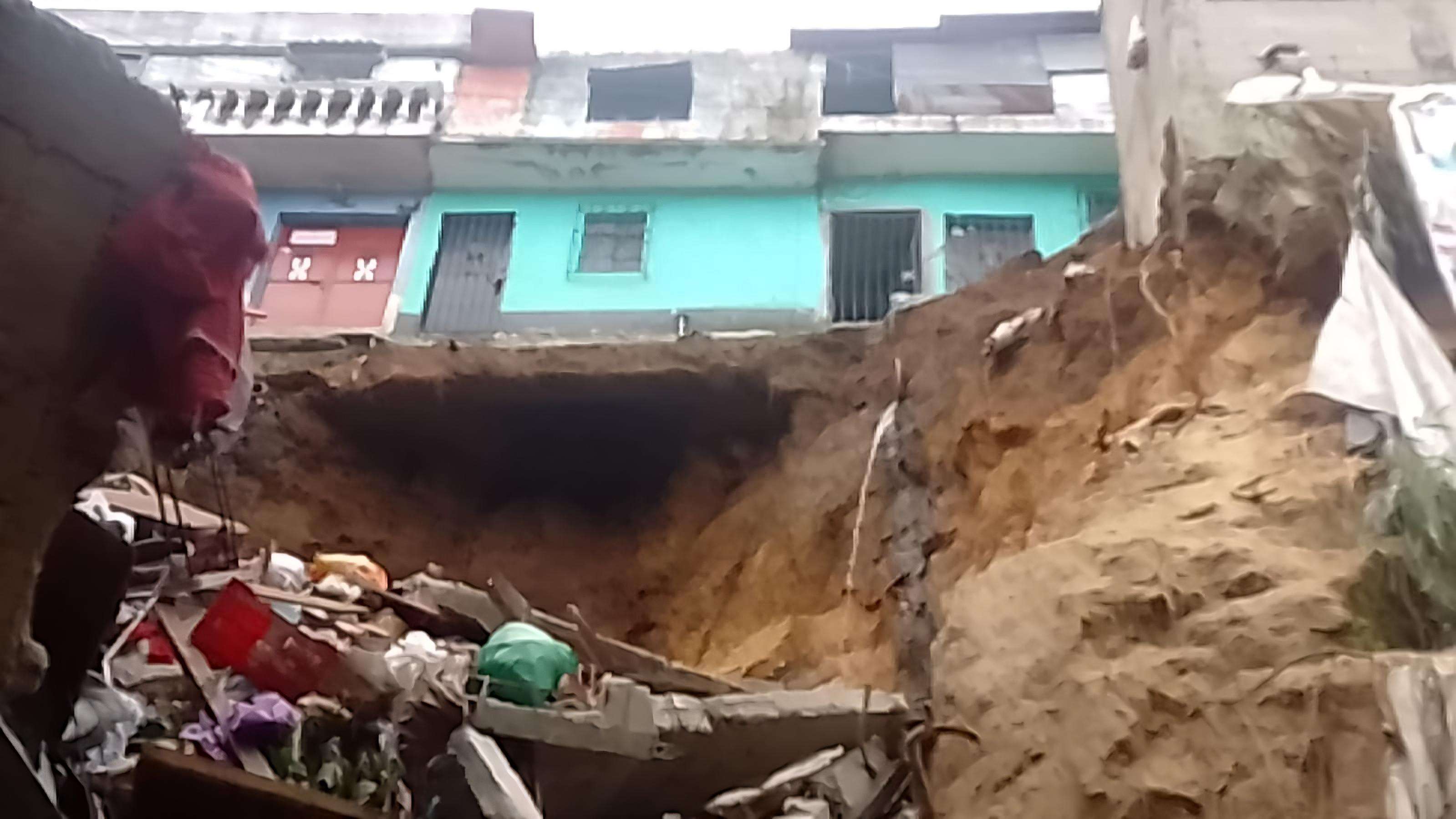 Familias se niegan a desalojar área donde hubo un derrumbe en zona 3