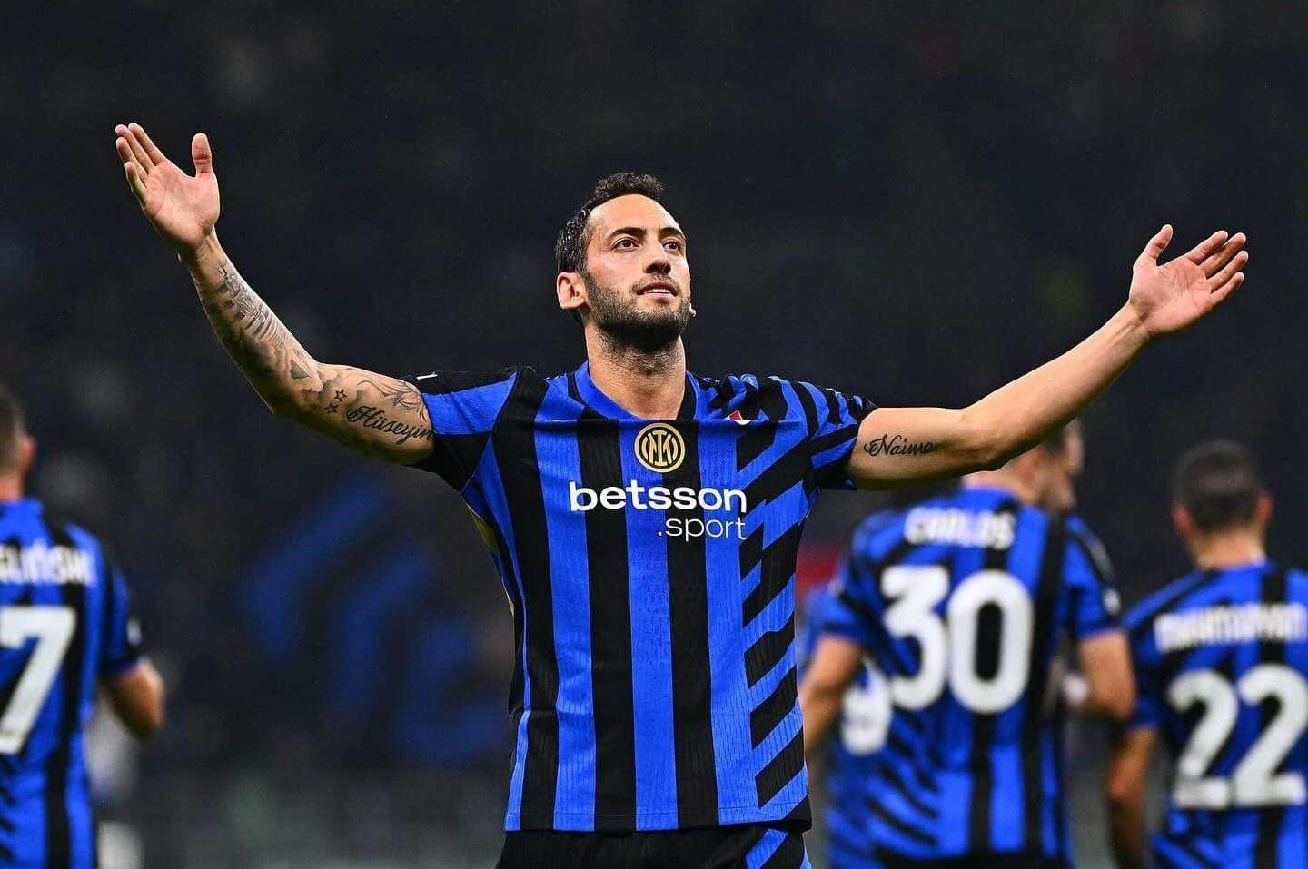 El Inter de Milán golea 4 a 0 al Estrella Roja, de Serbia