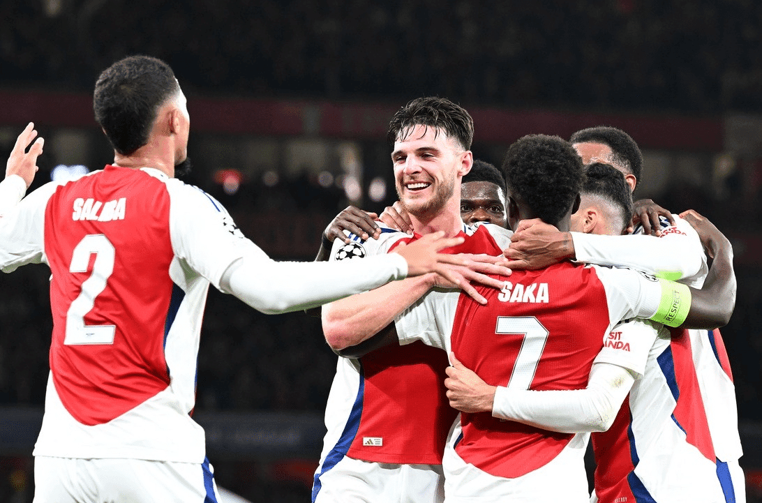 El Arsenal le gana como anfitrión al París Saint-Germain