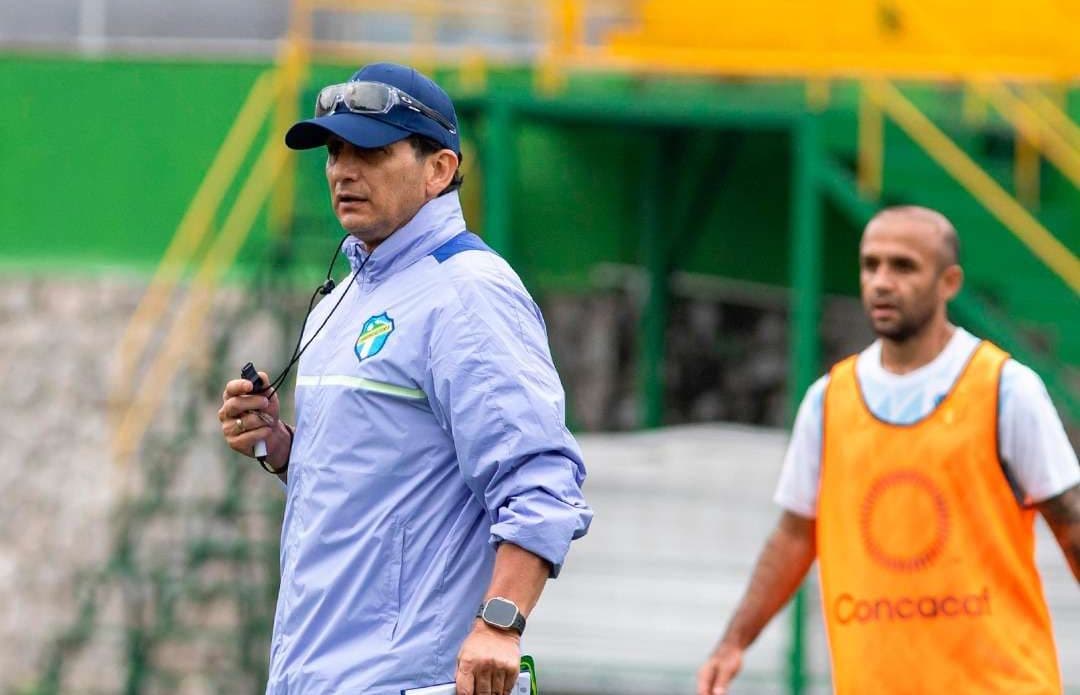 Ronald González: «Estoy acá para defender este equipo, como siempre lo he defendido»