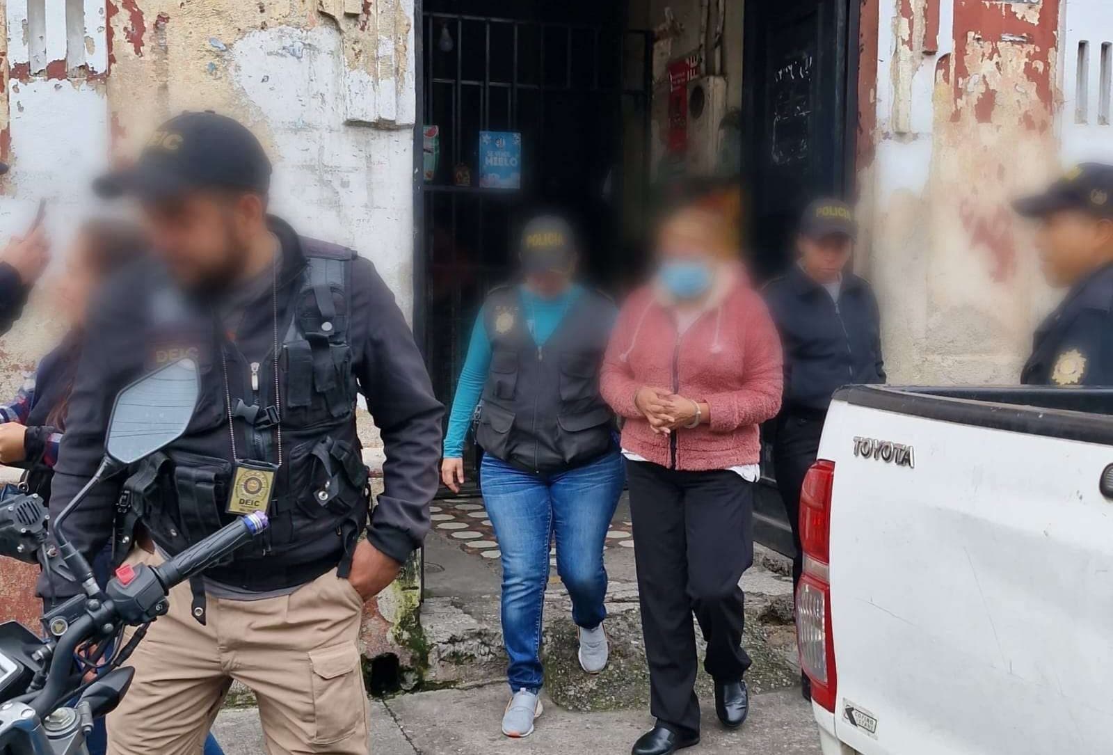 Capturan a seis personas por robo de datos para hacer transacciones bancarias