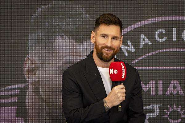 Messi afirma que se siente «bien físicamente» al recibir el Premio Marca América
