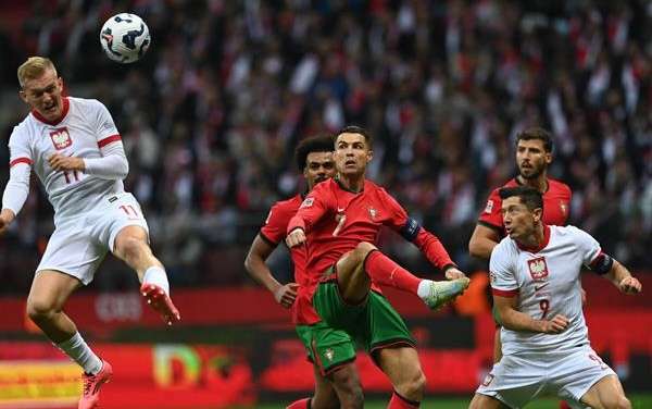 Cristiano, 906 goles: Portugal domina a Polonia y es líder