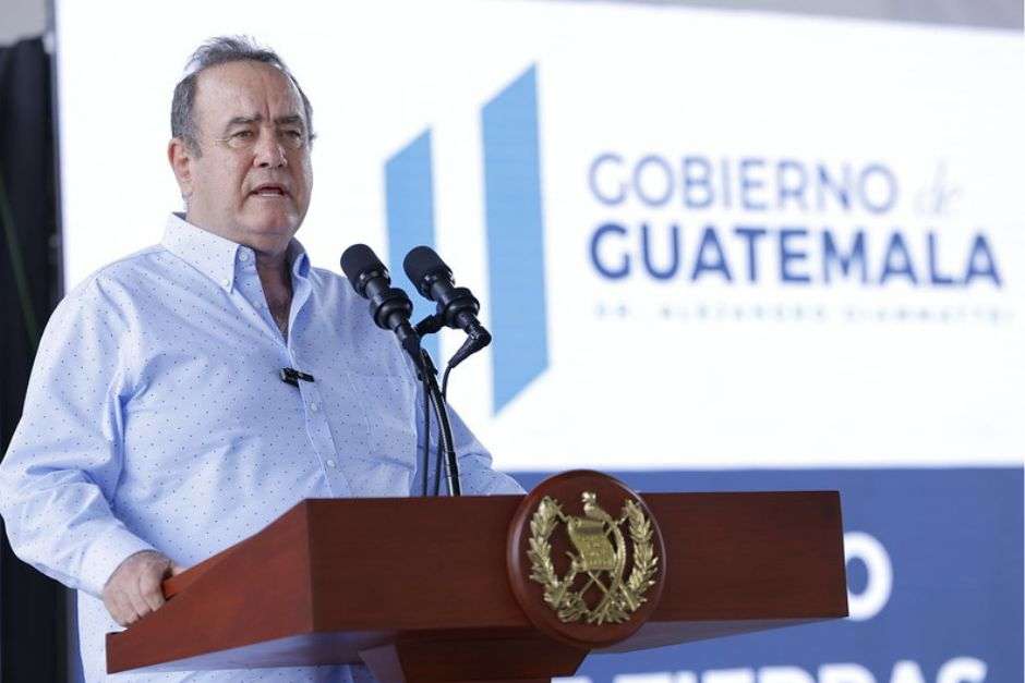 Gobierno presenta denuncia penal contra Giammattei por delitos relacionados al caso Red Q