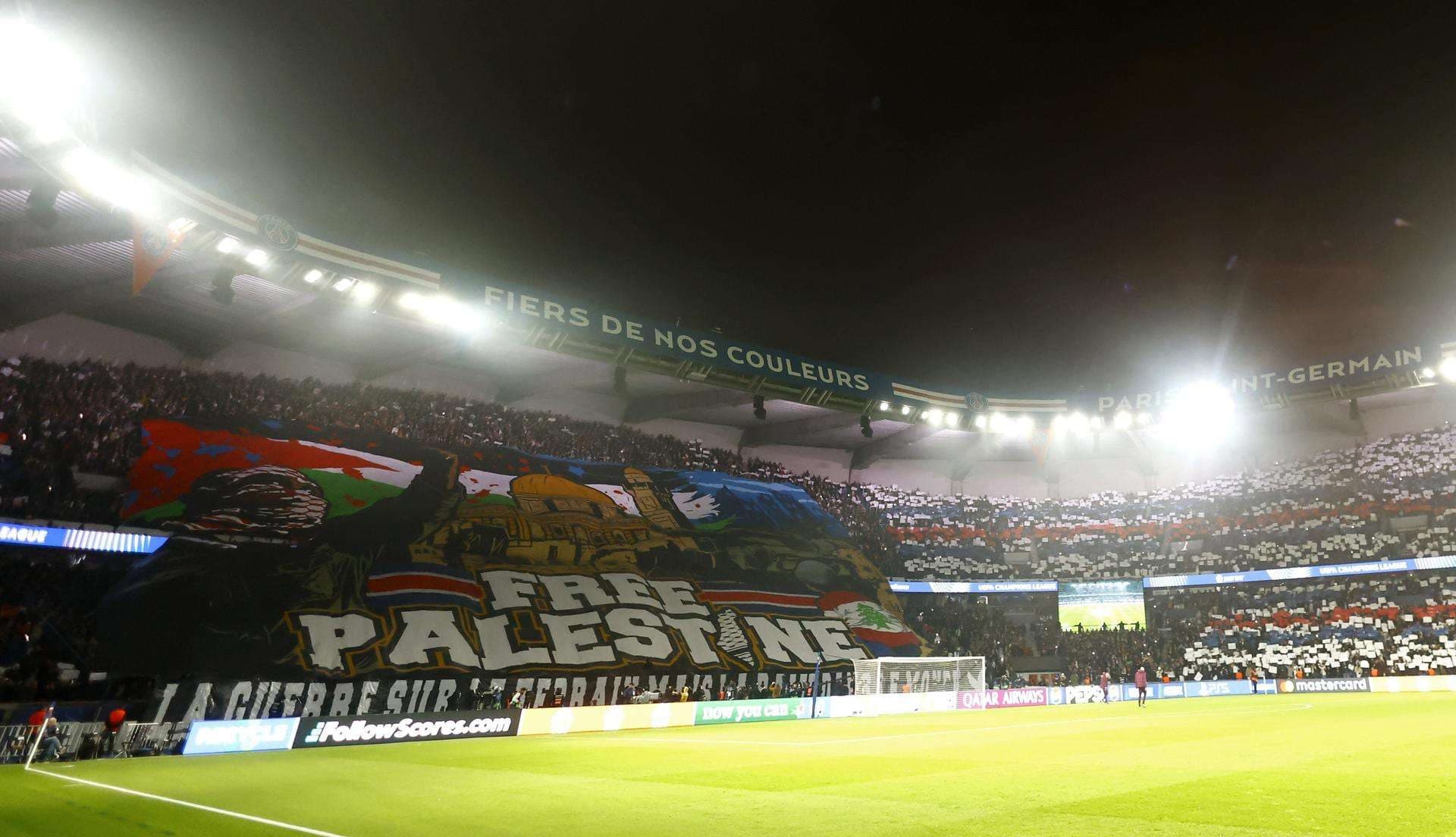 Gobierno francés toma acción por tifo propalestino en juego PSG vs Atlético de Madrid