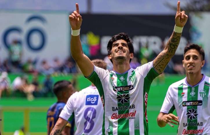 Santiago Gómez se despide de Antigua GFC y se vestiría de rojo