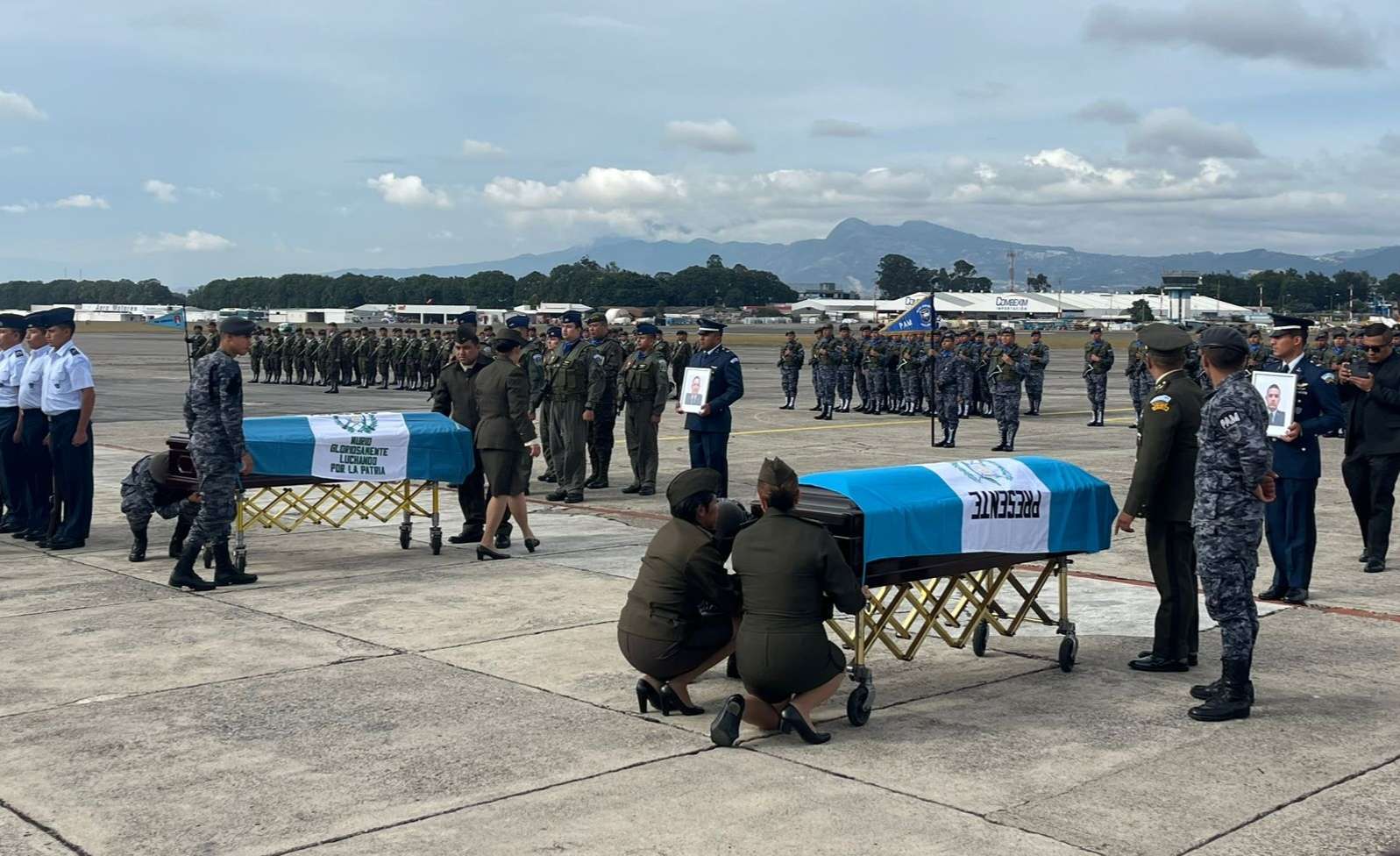 Rinden honras fúnebres a militares fallecidos en accidente de helicóptero