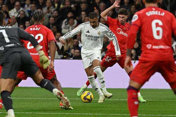 El Madrid también golpea al Barça en el adiós de Jesús Navas