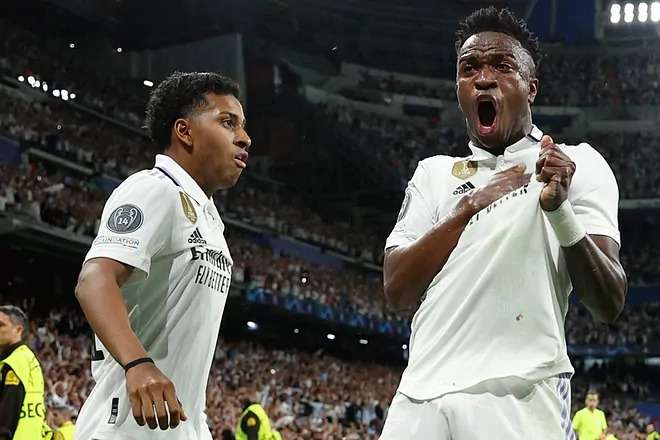 Rodrygo ve a Vinícius «muy centrado» en el Real Madrid