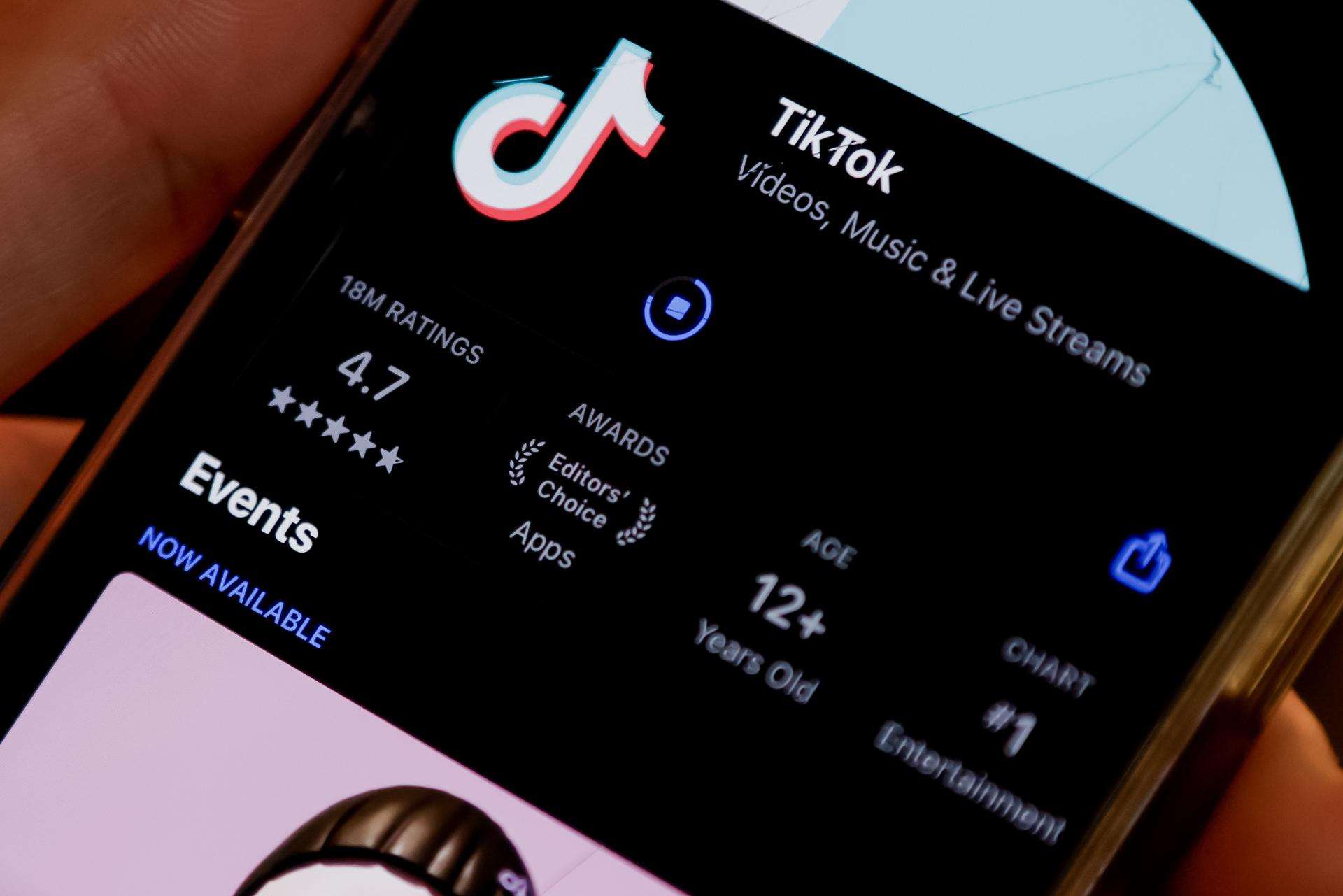 TikTok dice que está restableciendo su servicio en EE.UU.