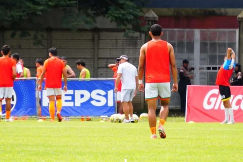 Barberena FC está en problemas por demandas de jugadores