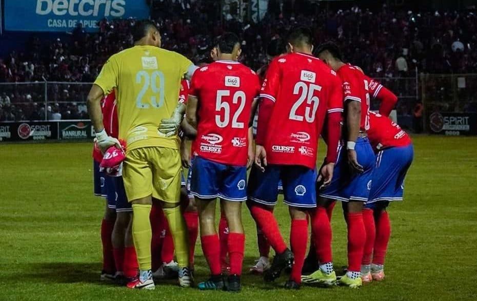 El campeón Xelajú recibe a Antigua GFC al cierre de la fecha 2