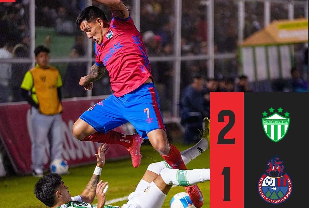 Así se excusó Sebastián Bini por la derrota de Municipal en Antigua