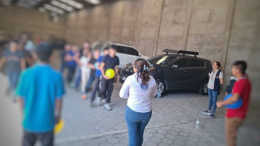 Migración brinda atención humanitaria a 55 menores retornados desde México