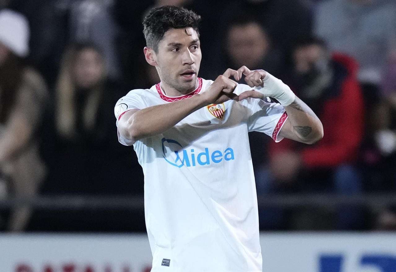 El Sevilla ultima el traspaso del argentino Gonzalo Montiel al River Plate