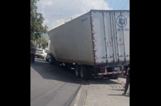 Esta es la razón del caos vial en ruta al Atlántico, Periférico y otras vías