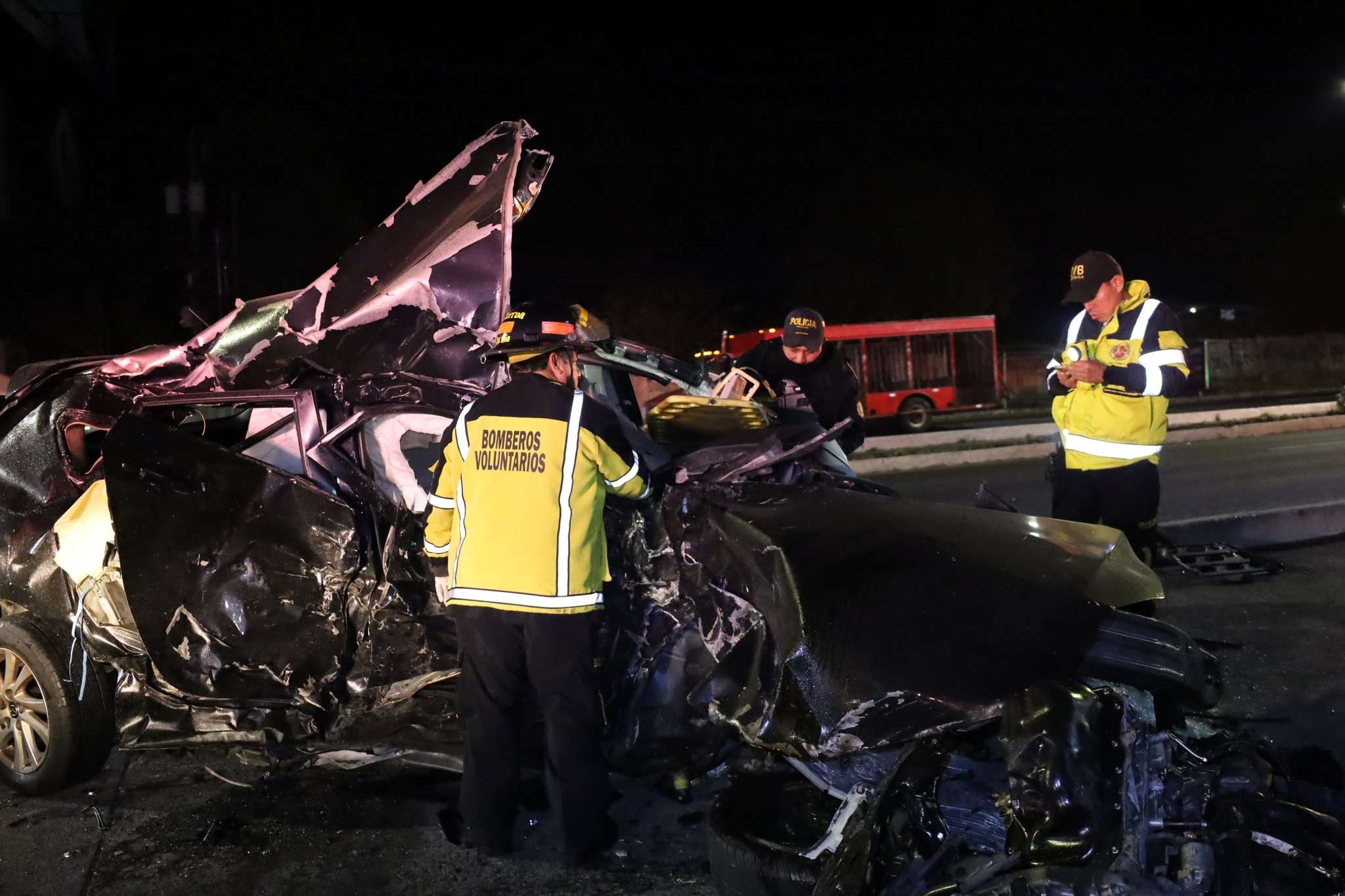 EN FOTOS | Accidente de tránsito deja un fallecido y dos heridos