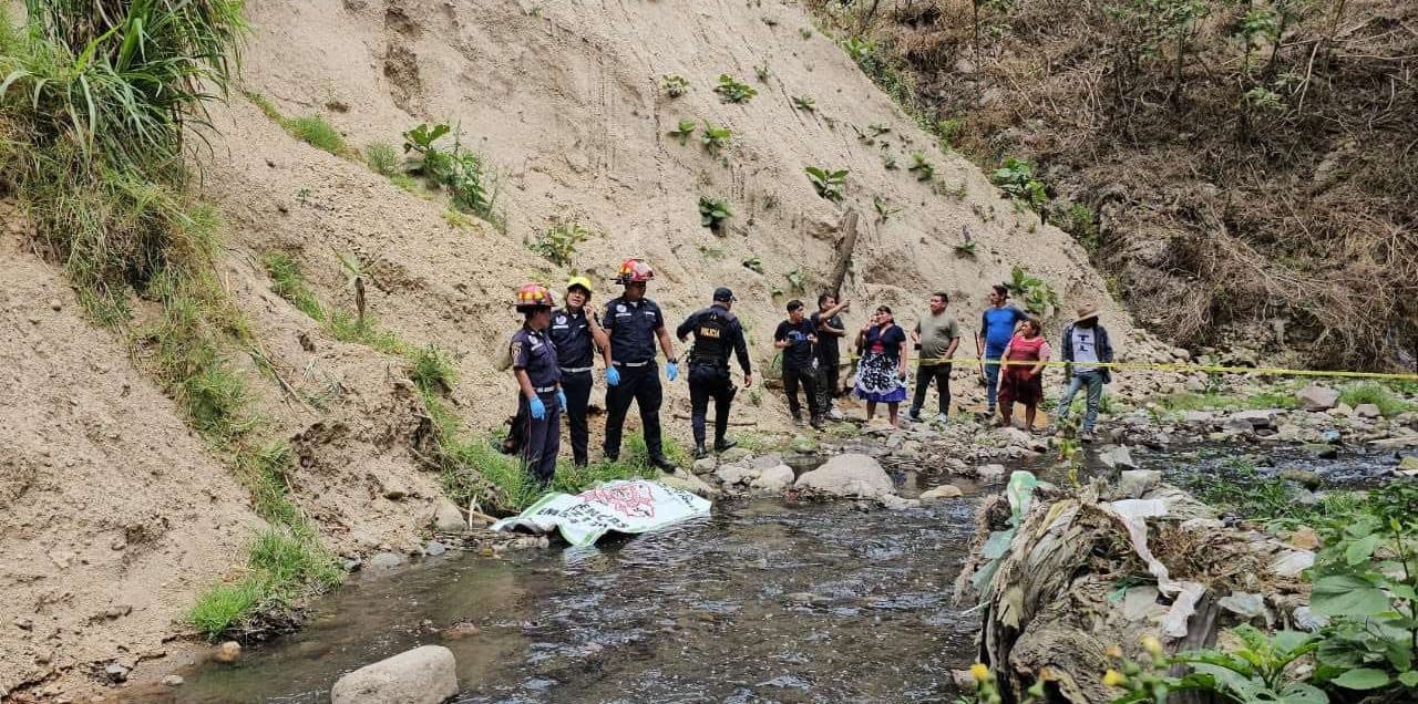 Localizan cuerpo sin vida en río de San Pedro Sacatepéquez