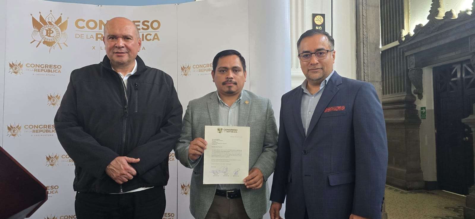 ¿14 citaciones ignoradas? Bancada VOS exige interpelación del Ministro de Finanzas