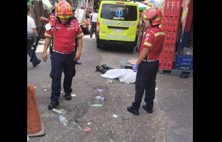 Hallan a un hombre fallecido dentro de La Terminal, zona 4