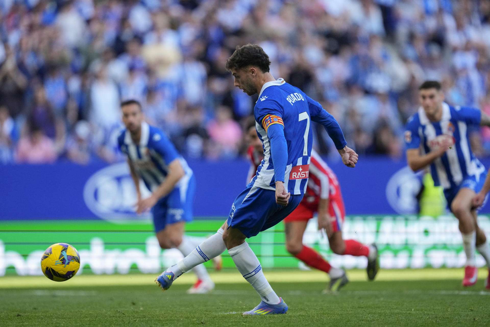 El Espanyol rescata un punto ante un Atlético que se aleja de LaLiga