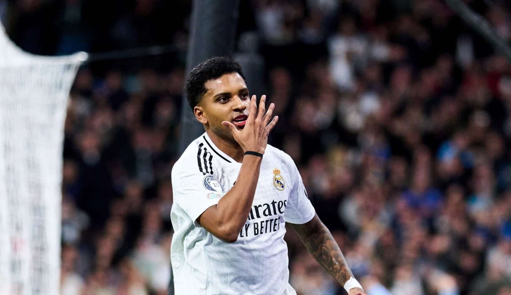 Rodrygo golpea primero y adelanta al Real Madrid en el derbi