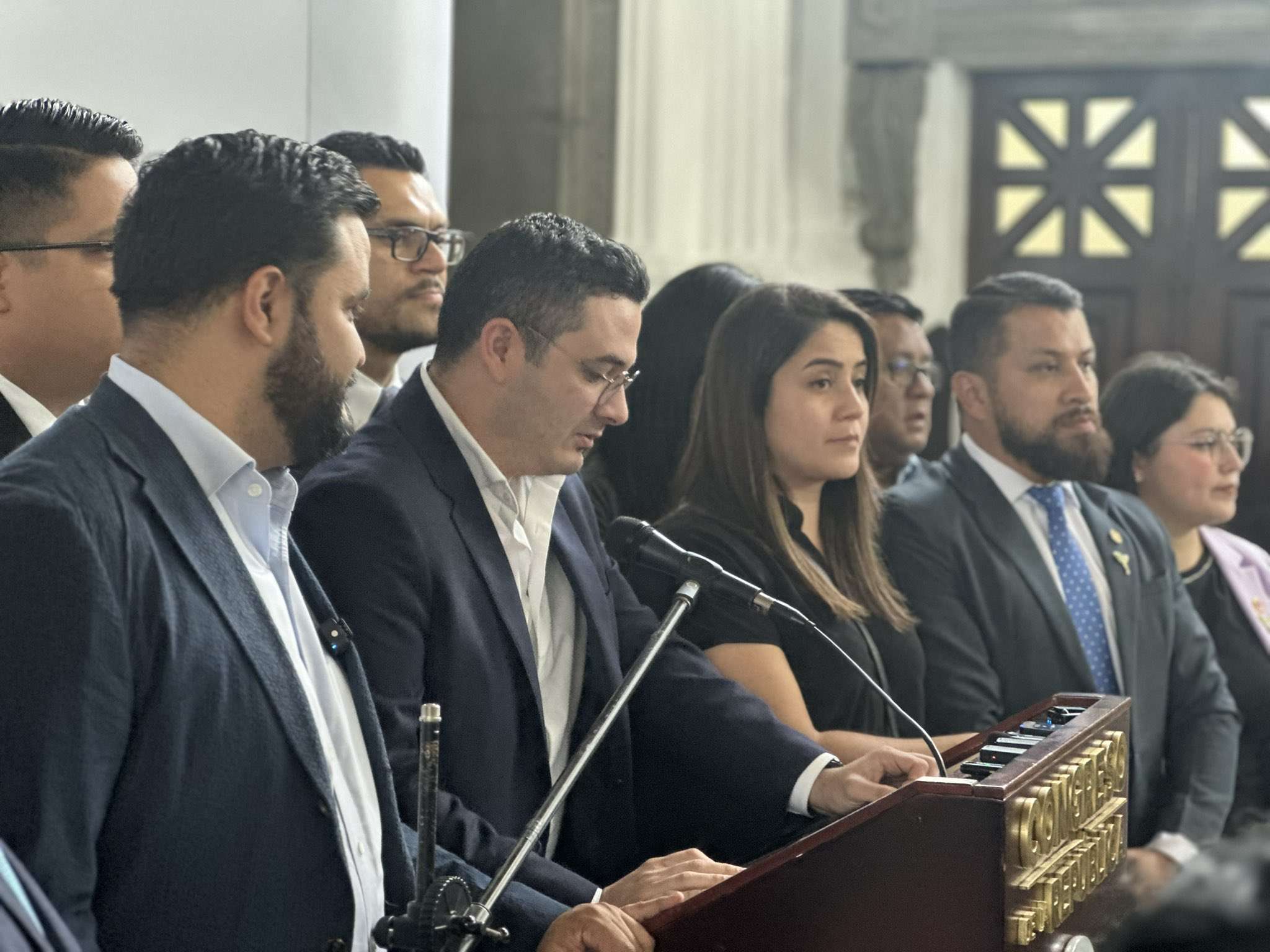 ¿Austeridad a la vista? Diputados buscan revertir el aumento salarial y ajustar sueldos públicos