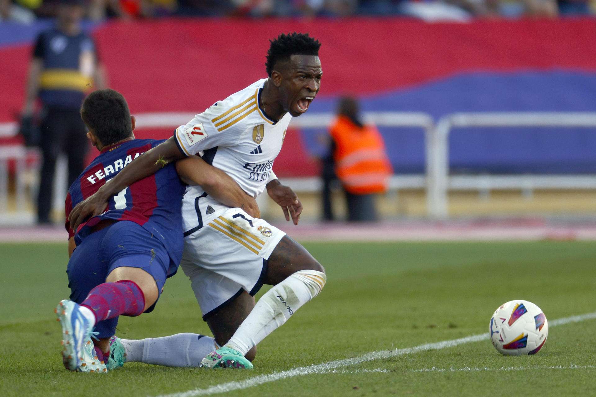 Confirman horario del clásico Barcelona vs Real Madrid por LaLiga