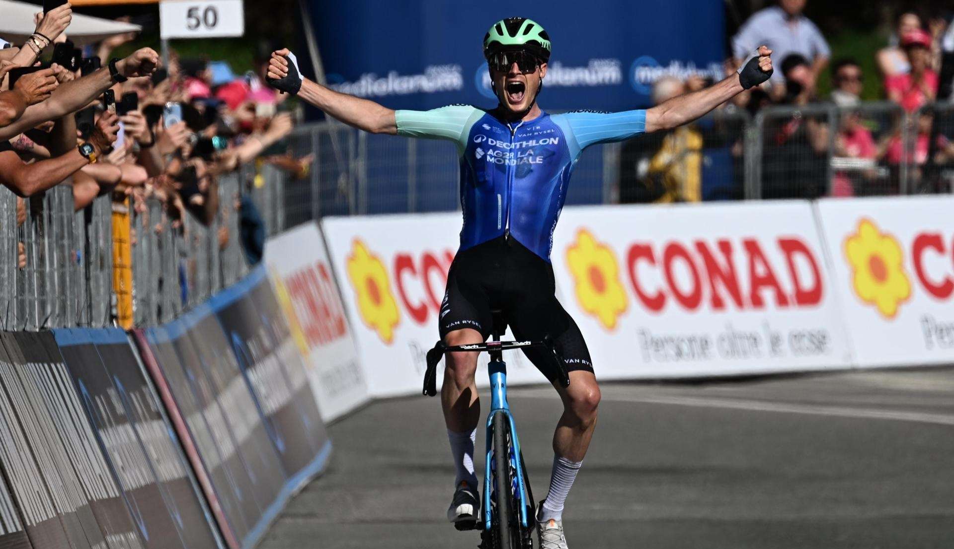 Giro de Italia: Prodhomme se estrena en Champoluc y Del Toro se jugará la maglia rosa con Carapaz