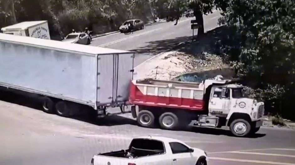 Retiran transporte pesado de calzada La Paz ¡Tome precaución en la zona!