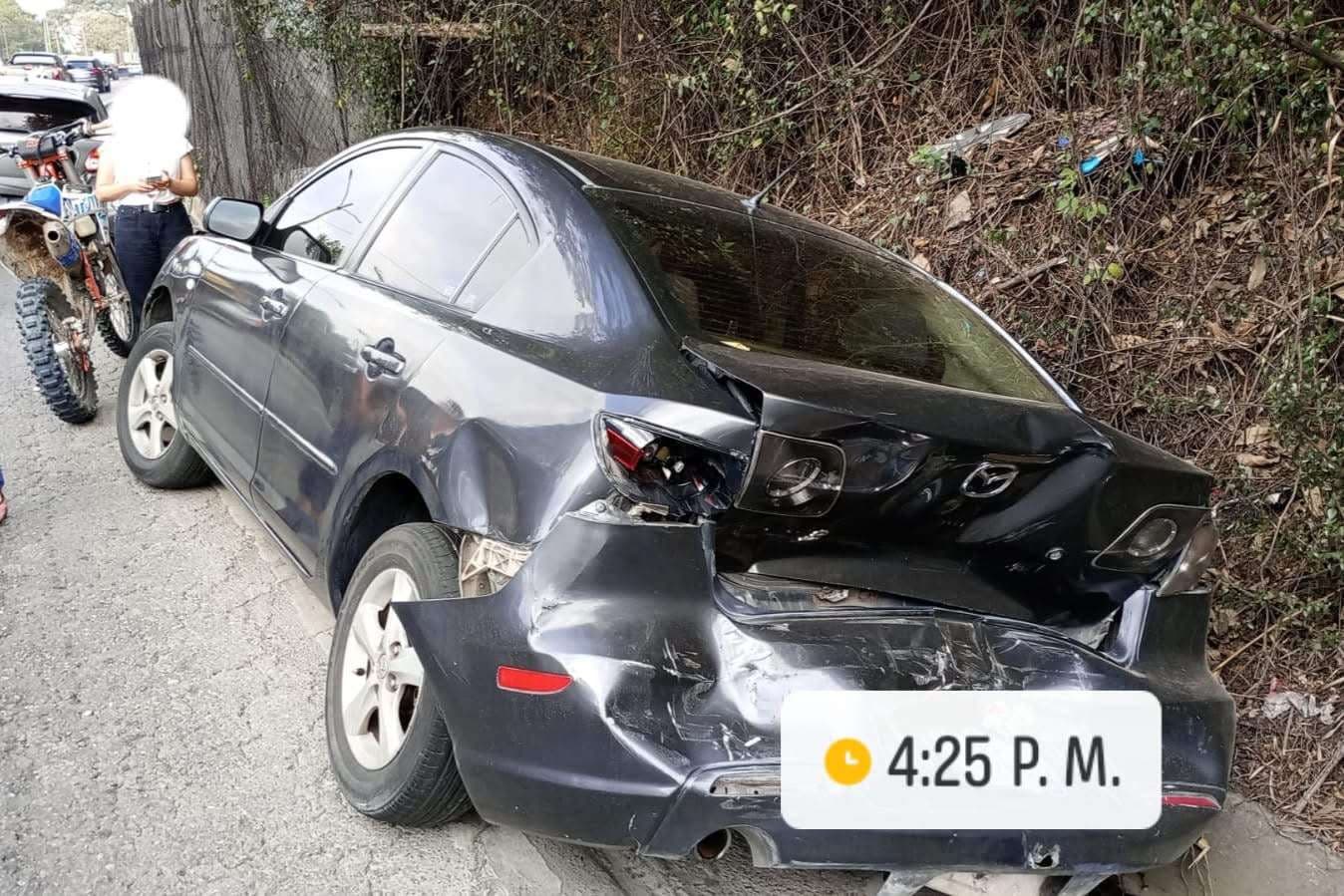 Colisión múltiple genera fuerte congestionamiento en Carretera a El Salvador