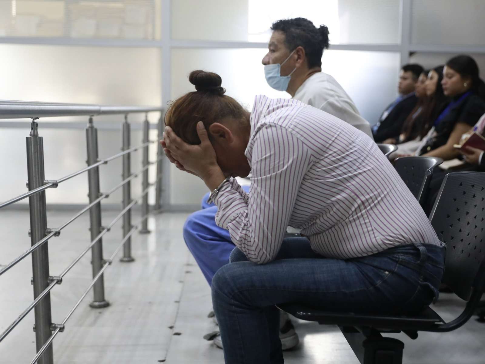 Dos capturados enfrentan a la justicia por intento de robo en el San Juan de Dios