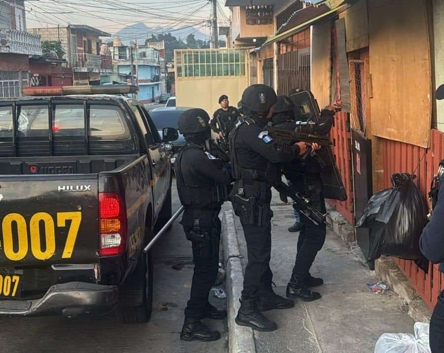 28 allanamientos por casos de homicidio dejan armas decomisadas