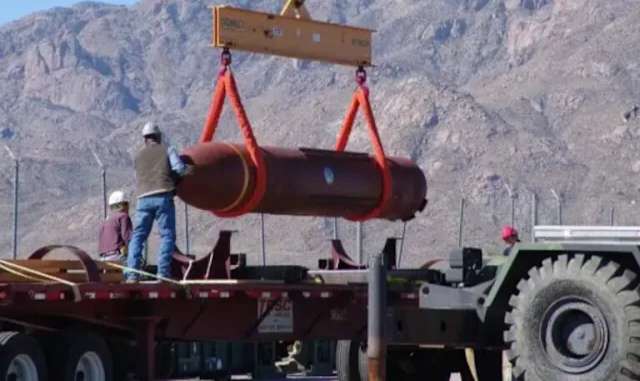 Bomba antibúnker de EEUU.