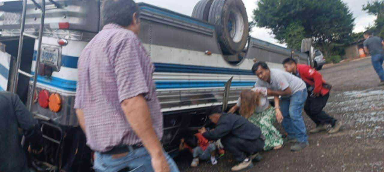 Fuerte accidente interrumpe el paso en la Ruta Interamericana ¡Esto se sabe!