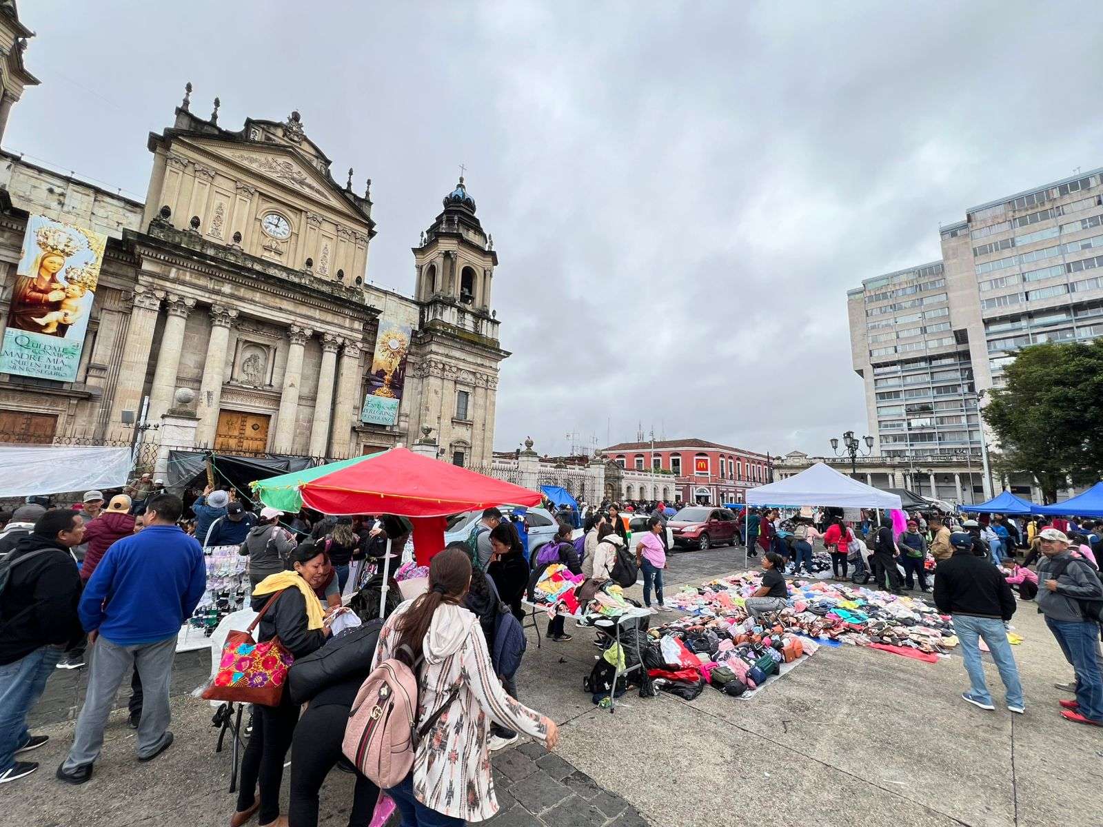 Bloqueo de maestros complica el paso en Centro Histórico ¿Qué rutas están afectadas?