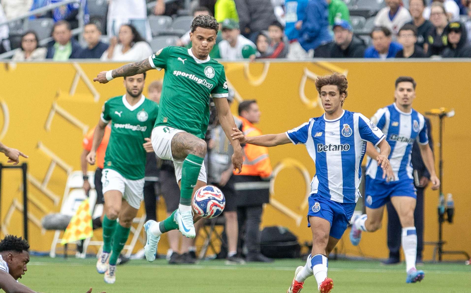 Benfica confirma cuánto pagó por Richard Ríos