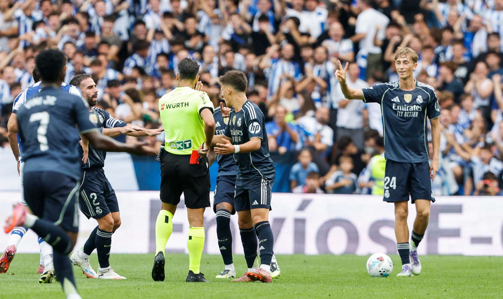 Comité de Disciplina emite fallo tras polémica expulsión de Huijsen ante la Real Sociedad
