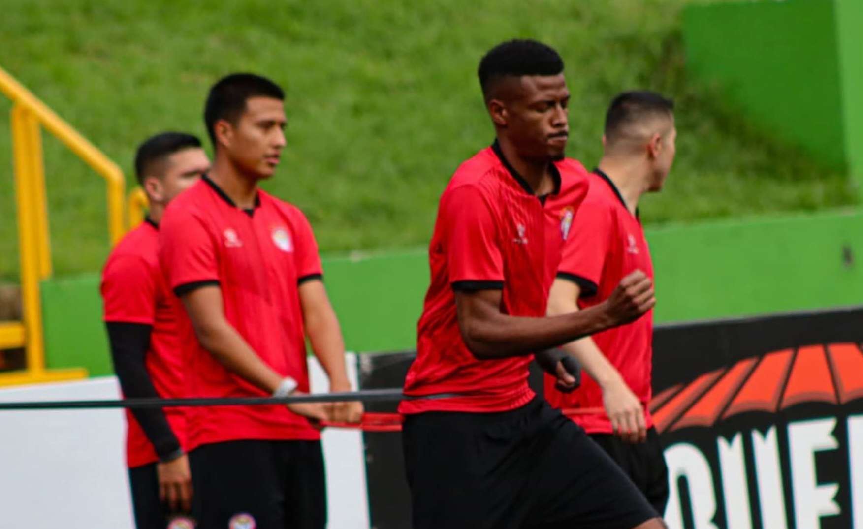 EN DIRECTO | Escucha aquí el partido de Xelajú contra San Miguelito