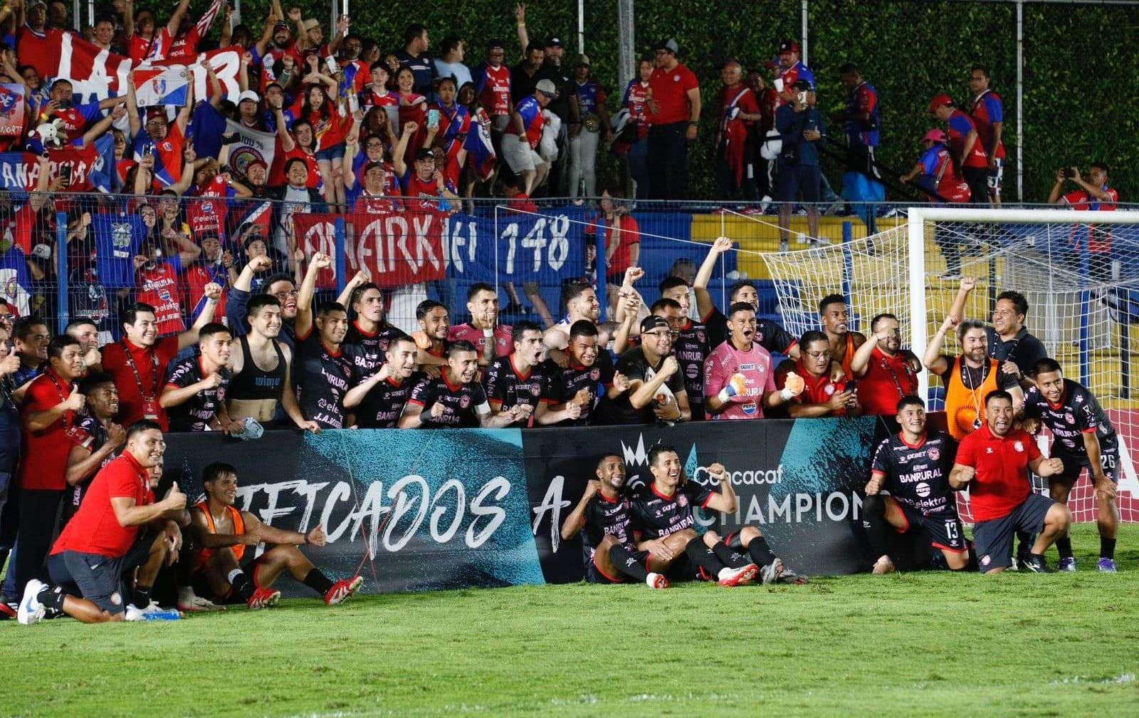 Concacaf confirma fechas de llave semifinal entre Xelajú y Real España