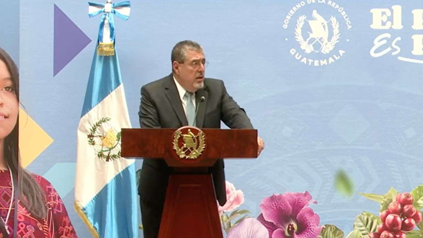 “Inventan casos, fantasías animadas de ayer y hoy”, afirma Arévalo sobre investigaciones del MP