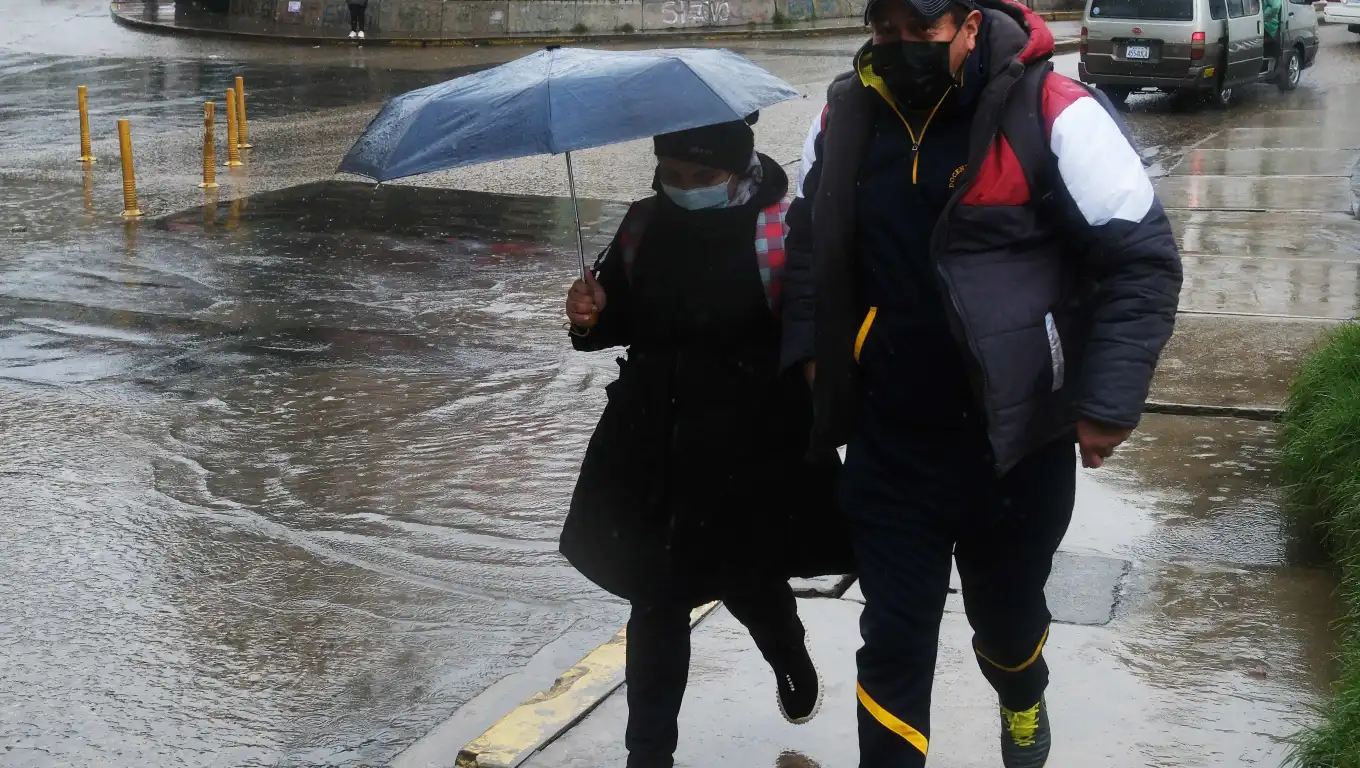 ¡Qué no te sorprenda! La lluvia sigue este 18 de noviembre en Guatemala