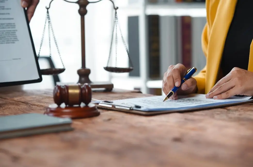 ¿Fin de la exclusión? Nueva normativa busca que más empresas puedan venderle al Estado