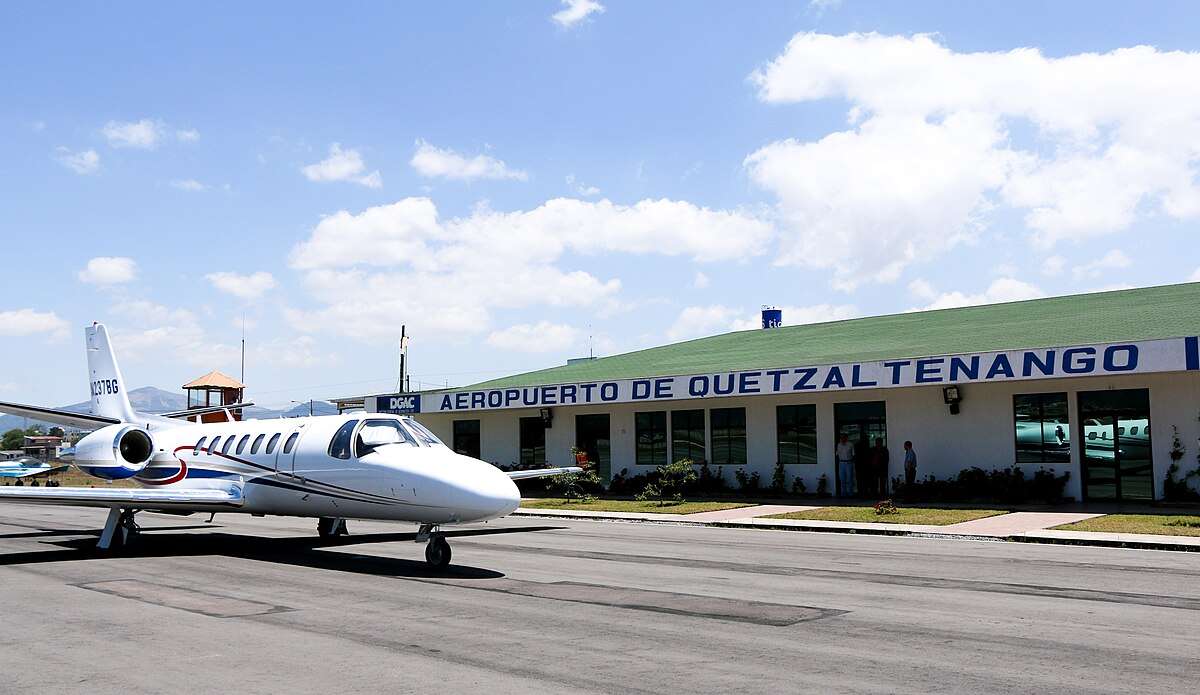 Gobierno descarta otorgar usufructo del aeropuerto de Xela por restricciones legales
