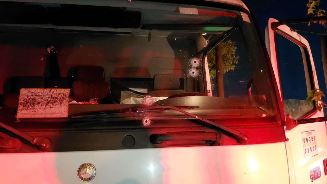 Ataque armado deja un repartidor fallecido y complica el tránsito este 24 de noviembre