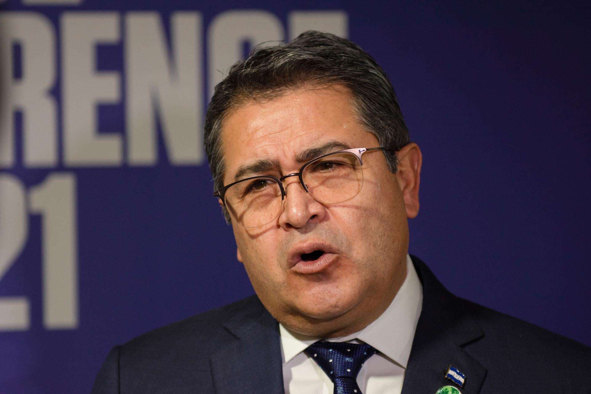 El fiscal general de Honduras pide la "captura internacional" del expresidente Hernández