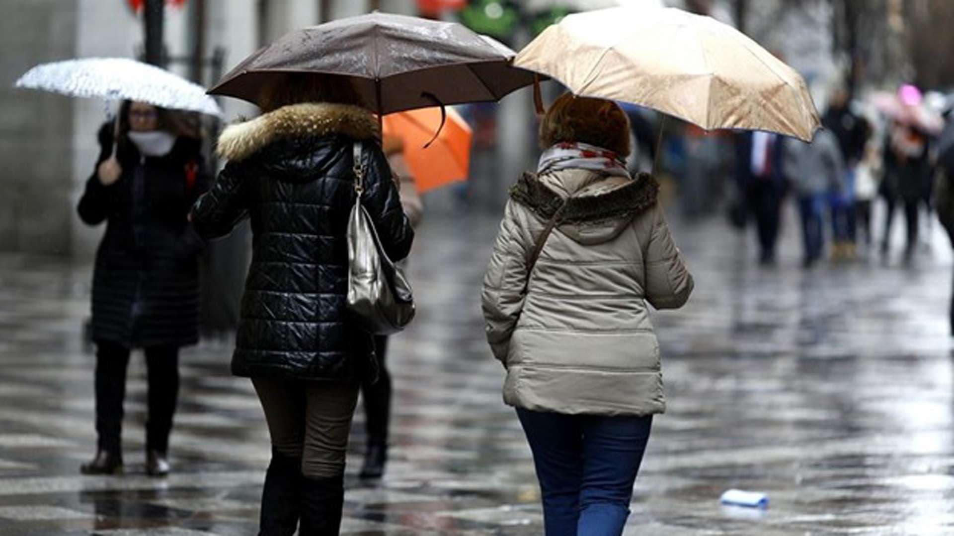 ¡Paraguas en mano! Llovizna dispersa llega a varias regiones de Guatemala